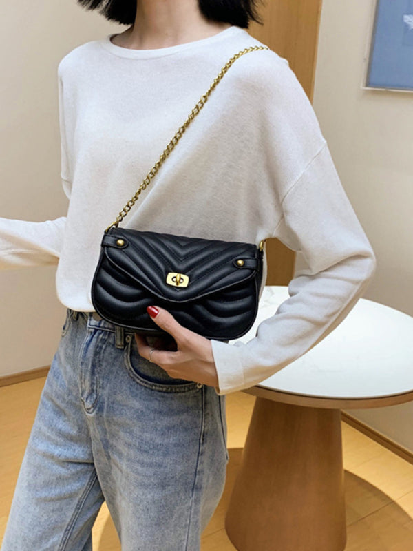 Small shoulder bag