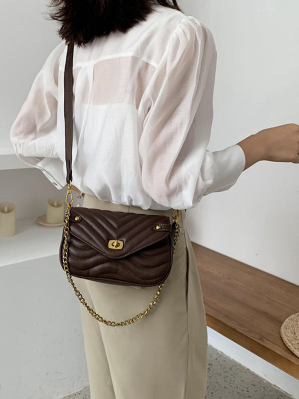 Small shoulder bag