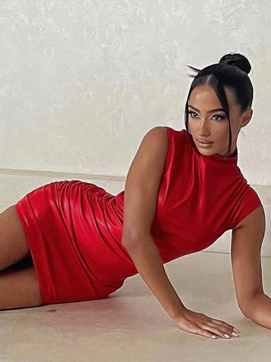 Sleeveless hip hugging elegant dress