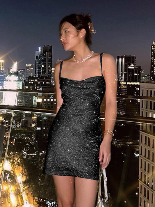 Fashionable and sexy open backless dress