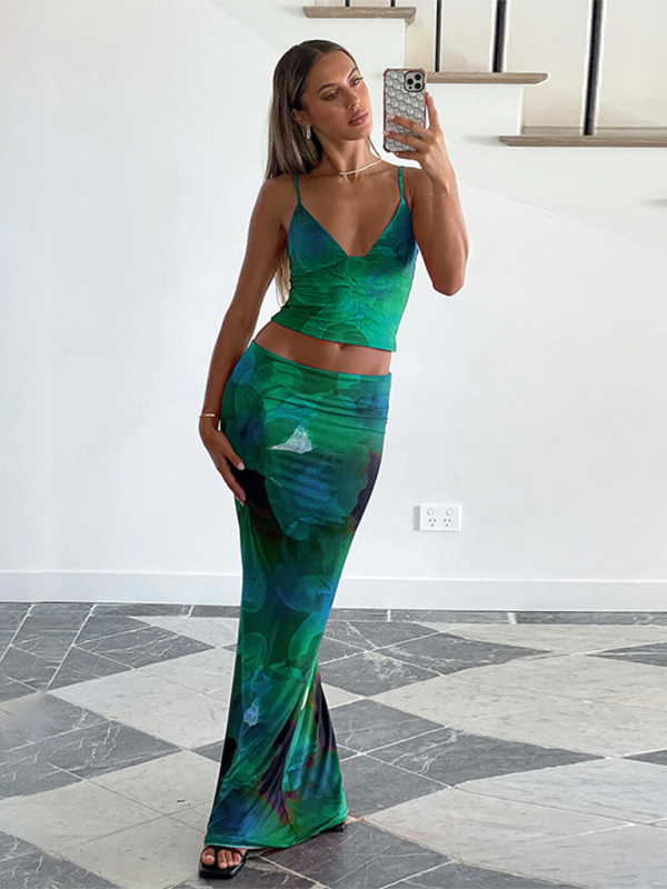 Printed V-Neck Vest & Skirt Set