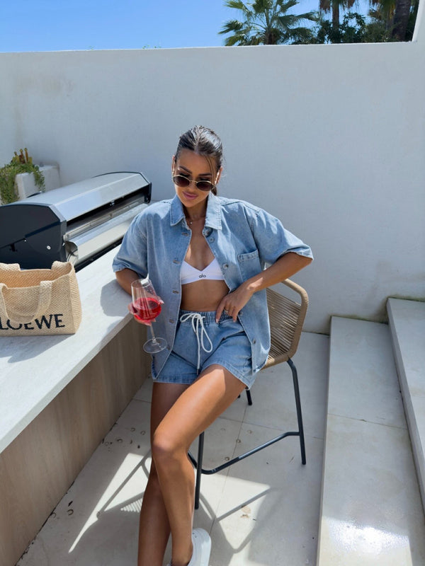 Casual loose short-sleeved shirt and denim shorts set